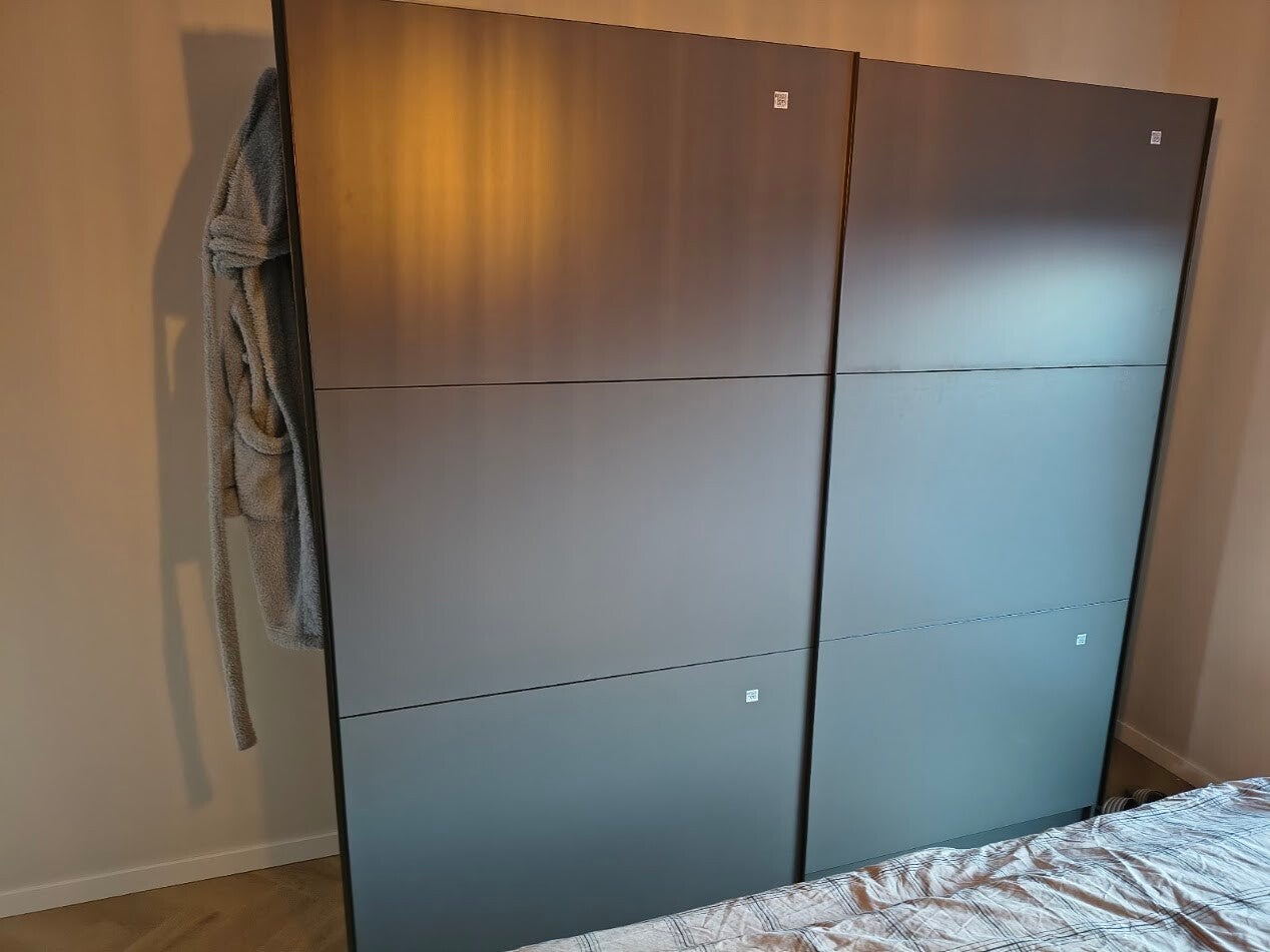 Sierra 220 kledingkast gemonteerd